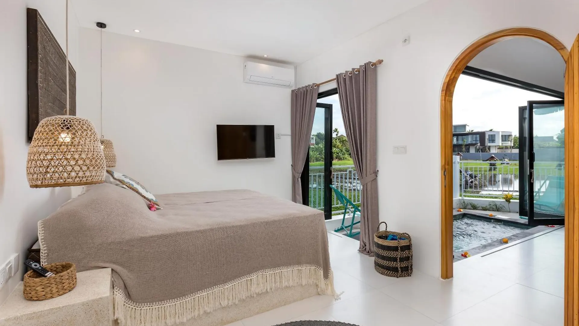 New! Villa Theo - 1Br Villa In Kerobokan Seminyak  Seminyak (Bali)