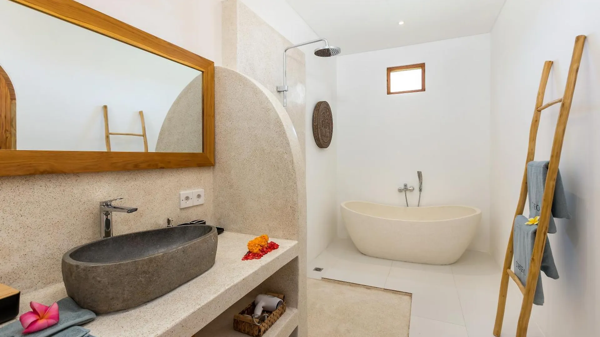 New! Villa Theo - 1Br Villa In Kerobokan Seminyak  Indonesia
