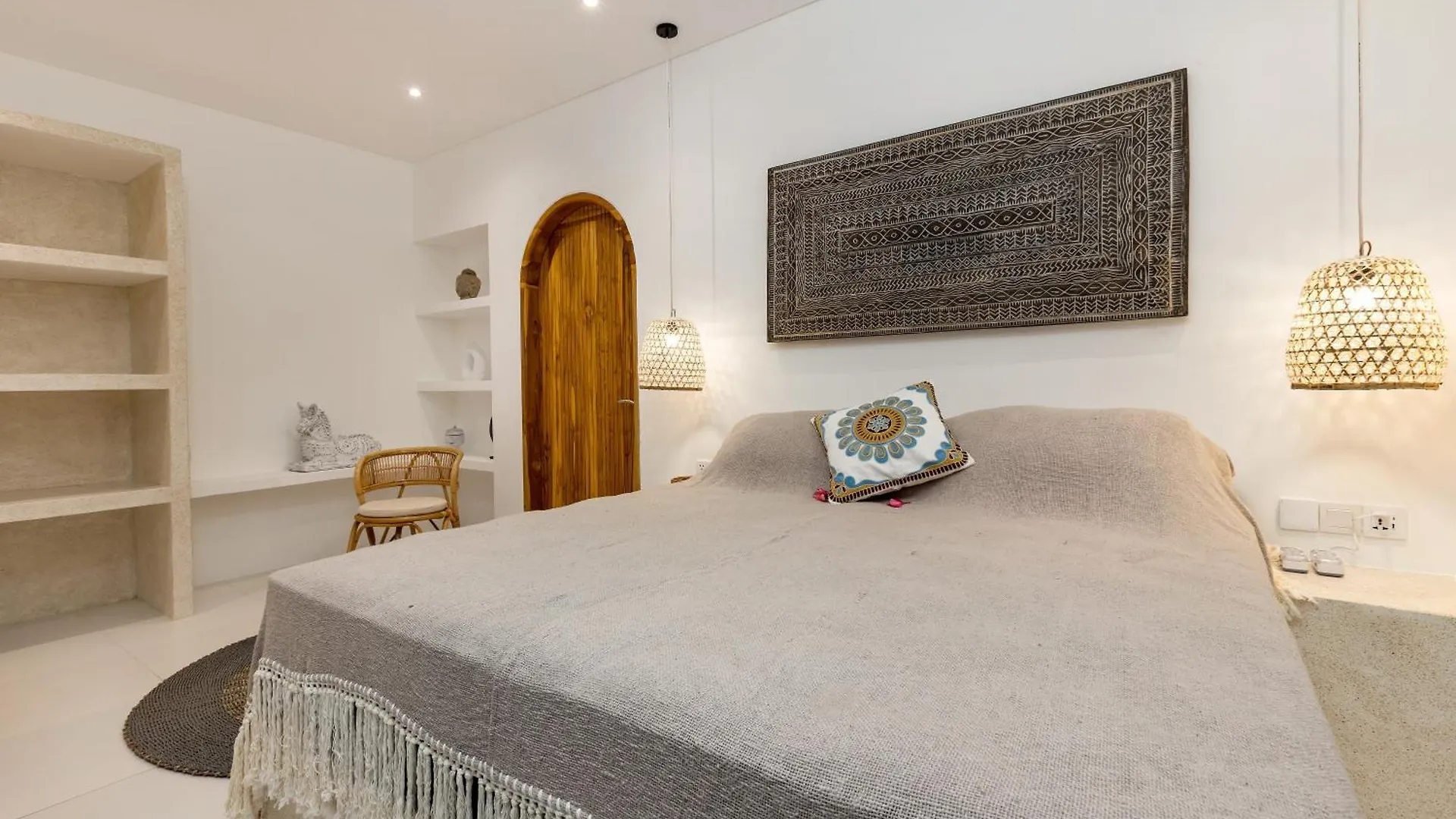 New! Villa Theo - 1Br Villa In Kerobokan Seminyak   Seminyak (Bali)